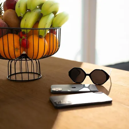 Daire Thimios Adults Only