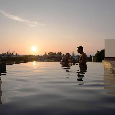 Daire Thimios Adults Only *